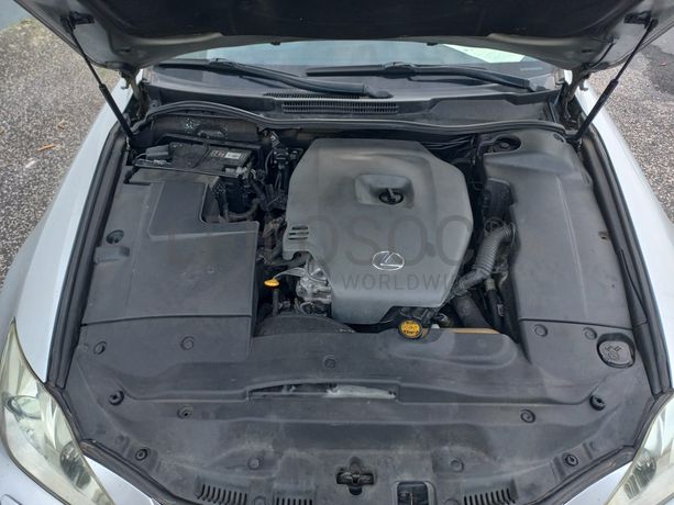 Lexus IS 220 · Ano 2000