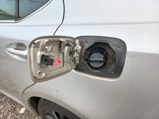 Lexus IS 220 · Ano 2000