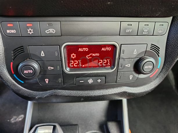 Alfa Romeo Mito · Ano 2011