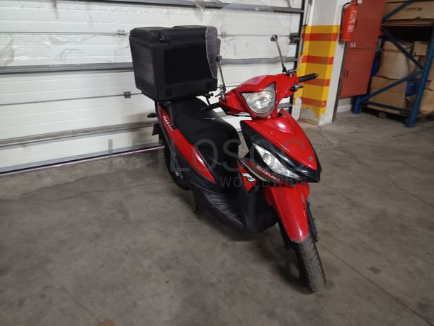 Suzuki UK 110 Adress · Ano 2015