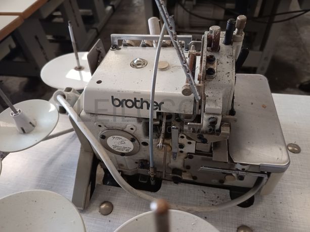 Máquina de Costura