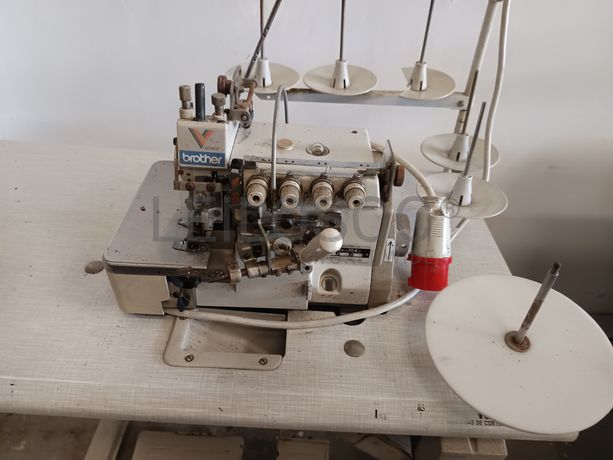 Máquina de Costura