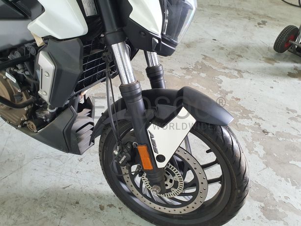Bajaj Dominar D400 ABS