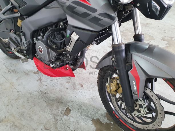 Bajaj Pulsar NS200