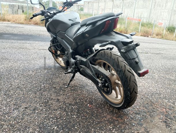 Bajaj Dominar D400 ABS · Ano 2018
