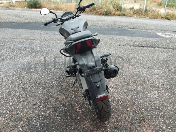Bajaj Dominar D400 ABS · Ano 2018