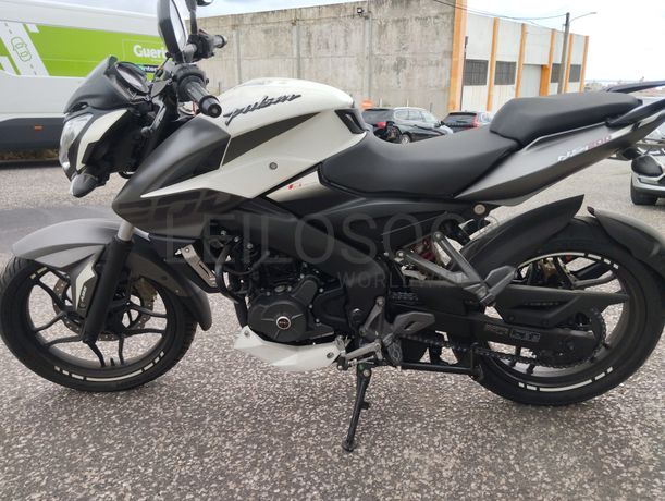 Bajaj Pulsar NS 200