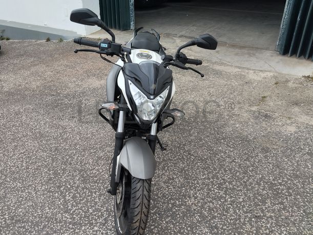 Bajaj Pulsar NS 200
