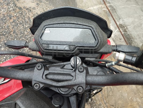 Bajaj Dominar D400 ABS