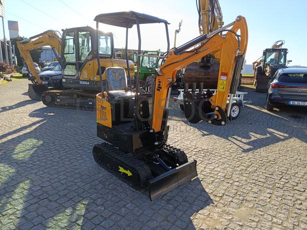 Mini Giratória JPC · Atrelado · Ano 2024