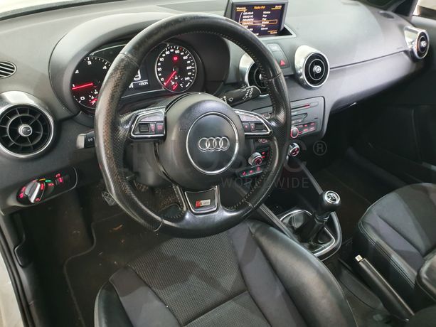 Audi A1 S-line · Ano 2010