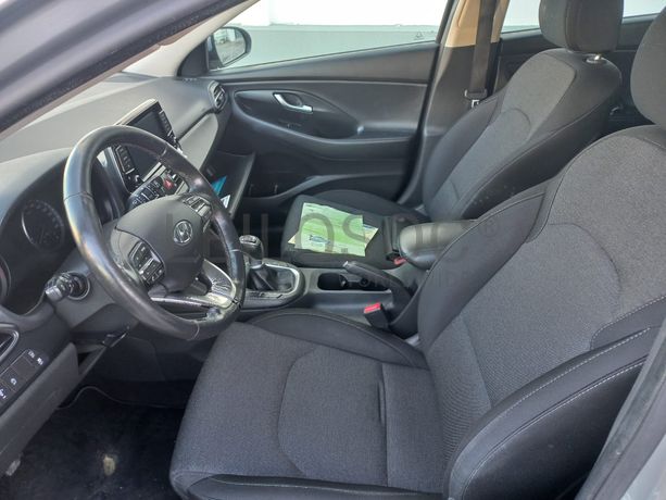 Hyundai i30 · Ano 2021