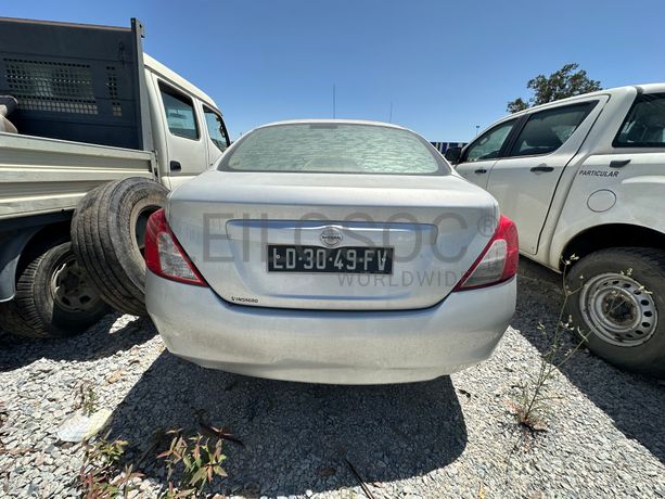 NISSAN Almera