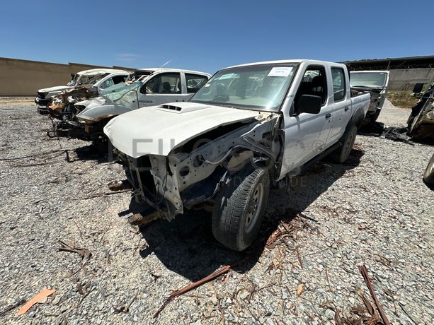 NISSAN HARDBODY 4WD DC