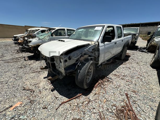 NISSAN HARDBODY 4WD DC