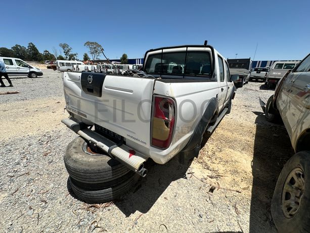 NISSAN HARDBODY 4WD DC
