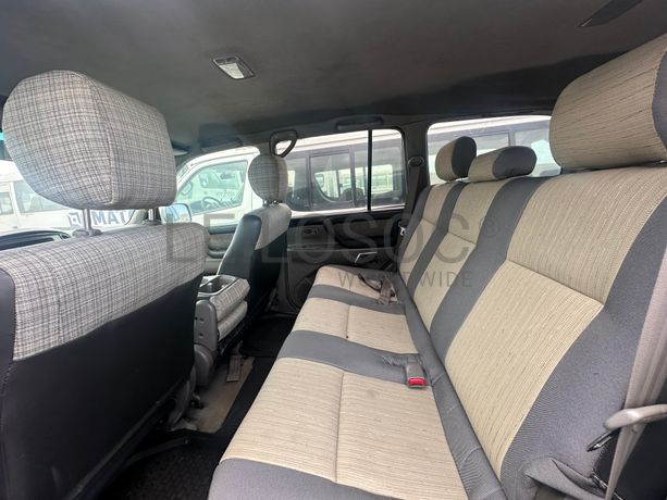 TOYOTA LAND-CRUISER GX