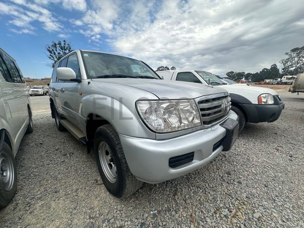 TOYOTA LAND-CRUISER GX