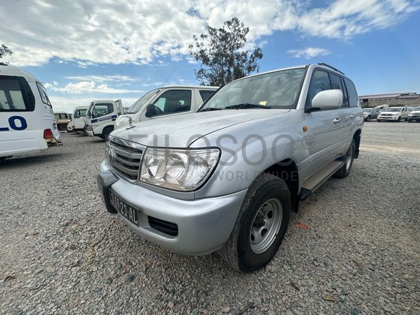 TOYOTA LAND-CRUISER GX