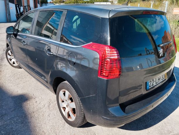 Peugeot 5008 · Ano 2011