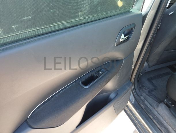 Peugeot 5008 · Ano 2011