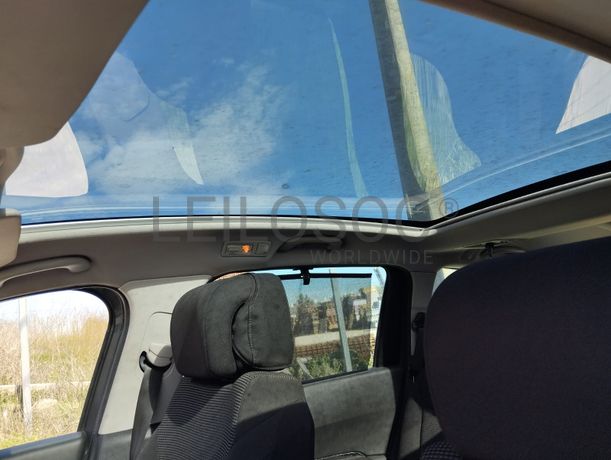 Peugeot 5008 · Ano 2011