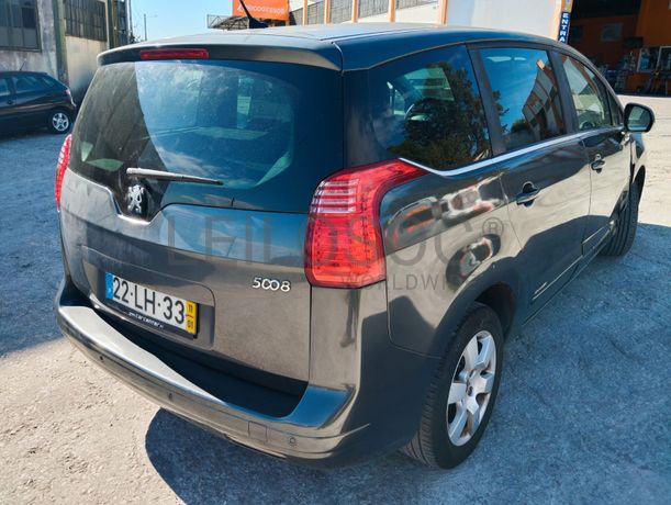 Peugeot 5008 · Ano 2011