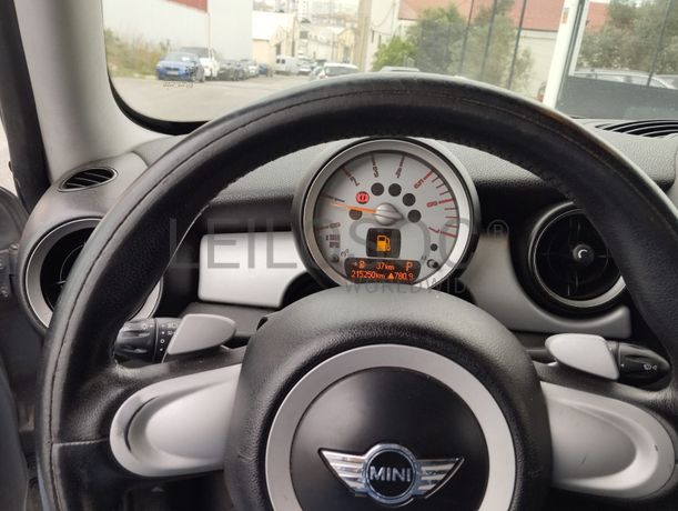Mini Cooper D · Ano 2007