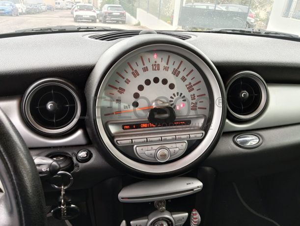 Mini Cooper D · Ano 2007