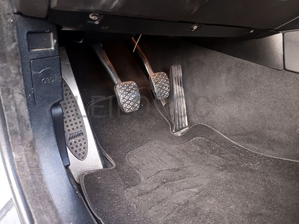 BMW 320D · Ano 2009