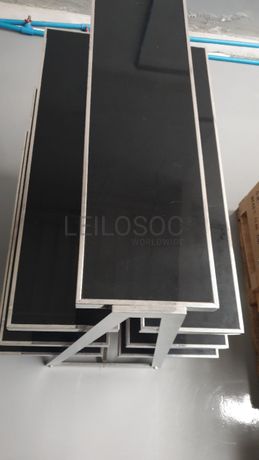 Expositor com 7 prateleiras