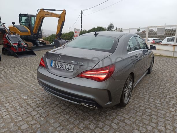 Mercedes-Benz 220 CDI · Ano 2016