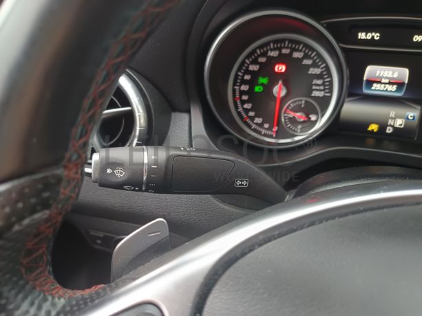 Mercedes-Benz 220 CDI · Ano 2016