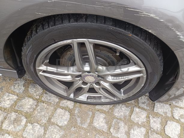 Mercedes-Benz 220 CDI · Ano 2016