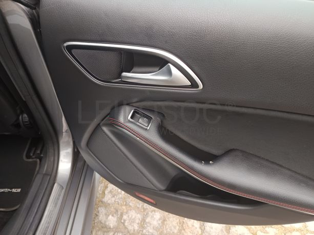 Mercedes-Benz 220 CDI · Ano 2016