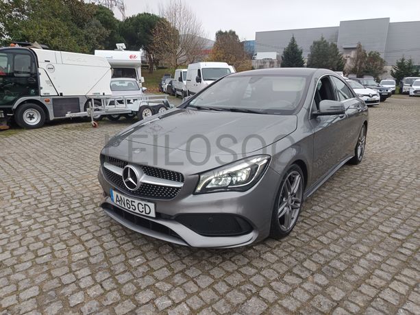 Mercedes-Benz 220 CDI · Ano 2016