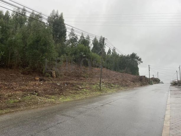 Terreno com 8.950 m² · Vila Nova de Gaia