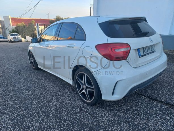 Mercedes-Benz A 180 · Ano 2014