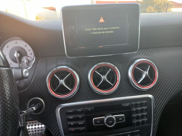 Mercedes-Benz A 180 · Ano 2014