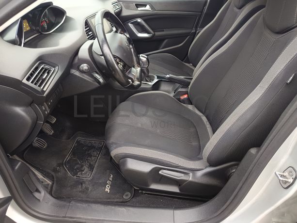 Peugeot 308 · Ano 2016