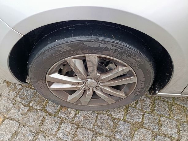 Peugeot 308 · Ano 2016