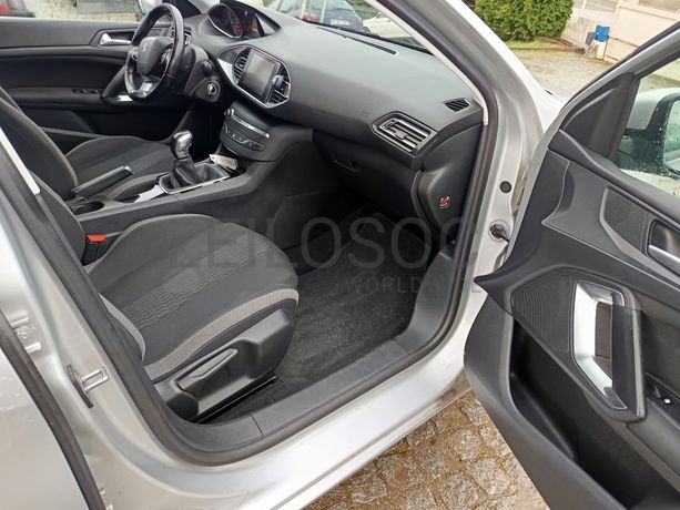 Peugeot 308 · Ano 2016