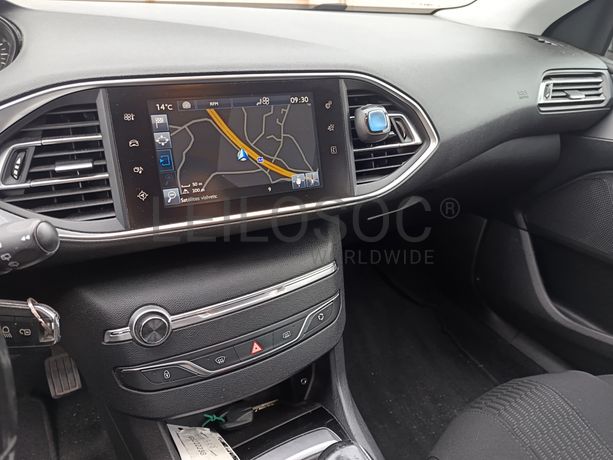 Peugeot 308 · Ano 2016