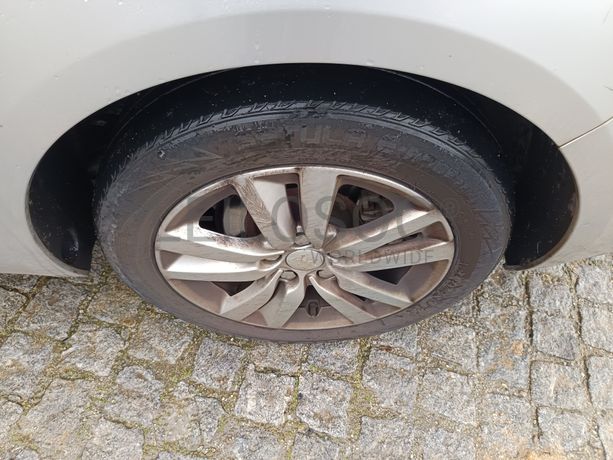 Peugeot 308 · Ano 2016