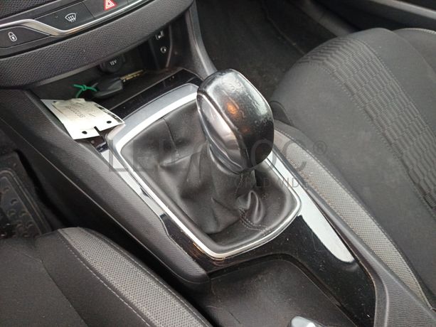 Peugeot 308 · Ano 2016