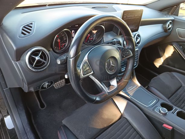 Mercedes-Benz CLA 200d · Ano 2018