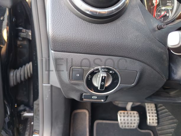 Mercedes-Benz CLA 200d · Ano 2018