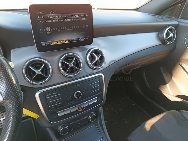 Mercedes-Benz CLA 200d · Ano 2018