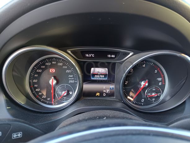 Mercedes-Benz CLA 200d · Ano 2018