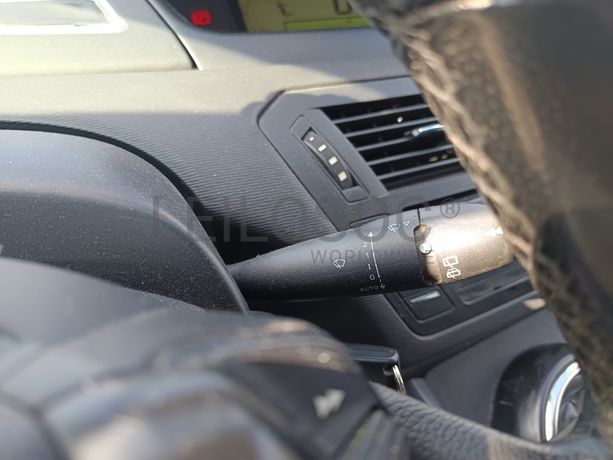 Citroën C4 Picasso · Ano 2010